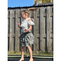 Witte off shoulder top